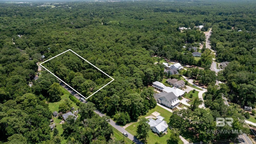 Nestled in a quiet, natural setting in Point Clear, this lot - Beach Lot for sale in Fairhope, Alabama on Beachhouse.com