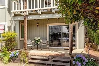 This charming 2-bedroom, 2-bathroom home spans 1,091 square feet - Beach Condo for sale in Santa Cruz, California on Beachhouse.com