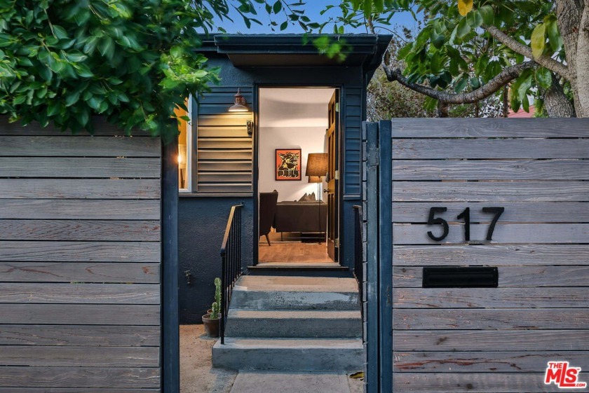 Bursting with character and Venice charm, this light-filled - Beach Home for sale in Venice, California on Beachhouse.com