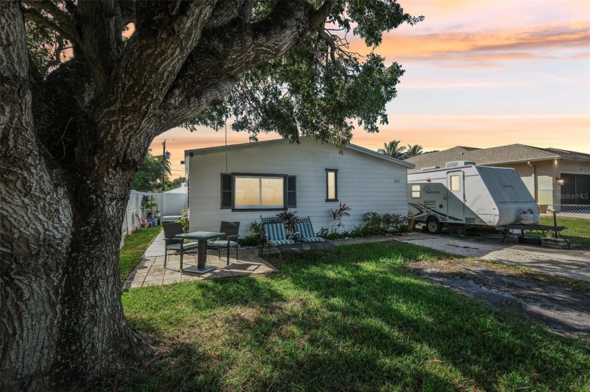 Welcome to your dream home in Boynton Beach! This remodeled - Beach Home for sale in Boynton Beach, Florida on Beachhouse.com