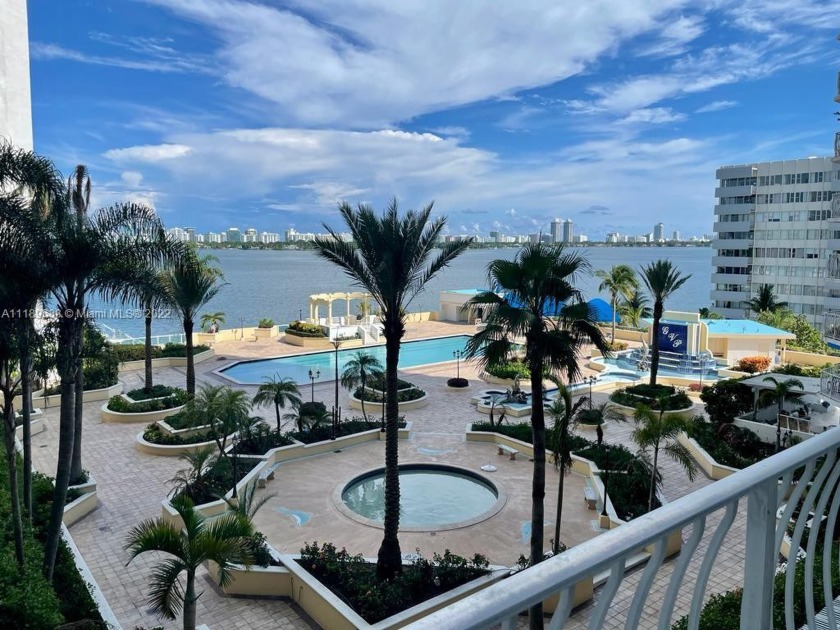 UNIT IS EMPTY. Spacious 2-bedroom 2-bathroom unit in an amazing - Beach Condo for sale in North  Bay  Village, Florida on Beachhouse.com