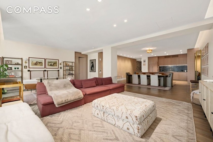 Welcome to 49 Chambers Street, Residence 8E an extraordinary - Beach Condo for sale in New York, New York on Beachhouse.com