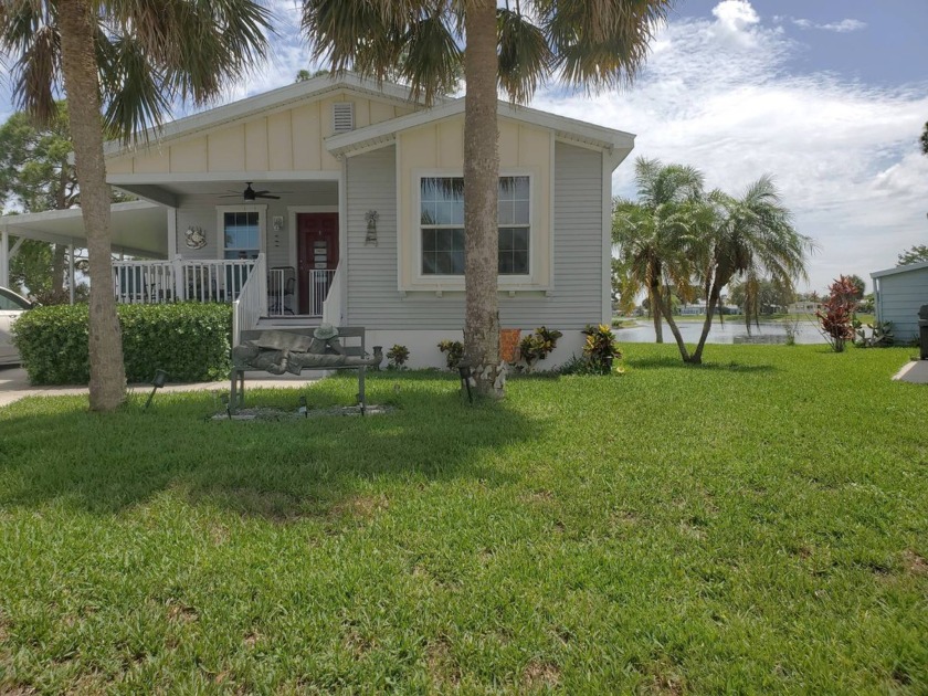 Welcome Home! The warmth and ambiance of this charming - Beach Home for sale in Vero Beach, Florida on Beachhouse.com