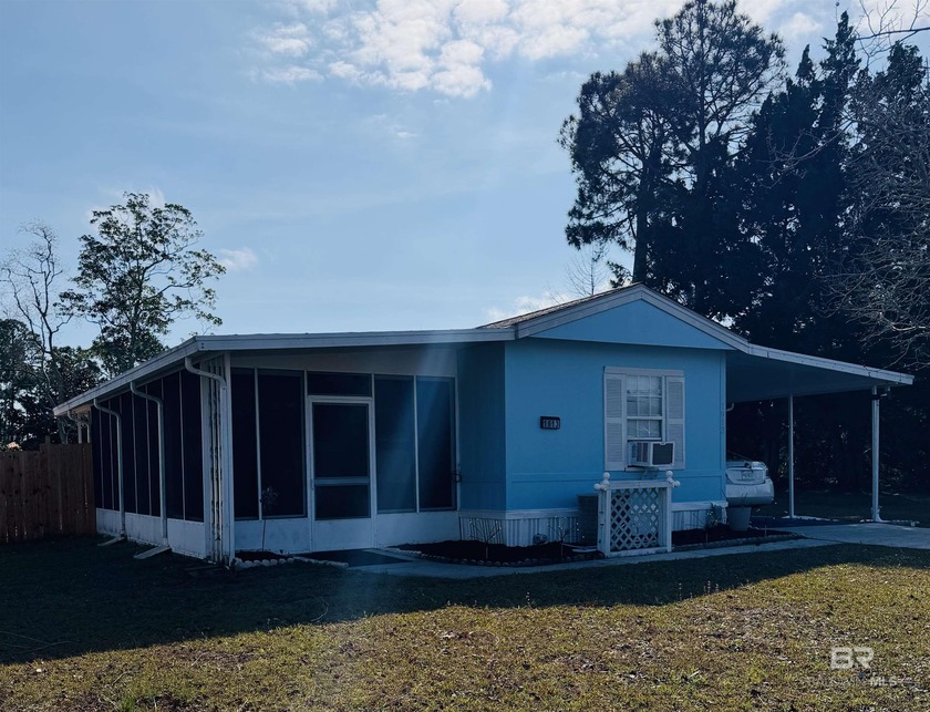 Spacious coastal home featuring 2-bedrooms and 2-baths with an - Beach Home for sale in Lillian, Alabama on Beachhouse.com