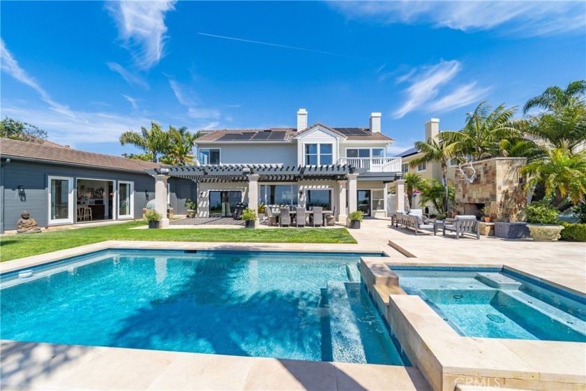This light-filled home is set on a premier San Clemente terrace - Beach Home for sale in San Clemente, California on Beachhouse.com
