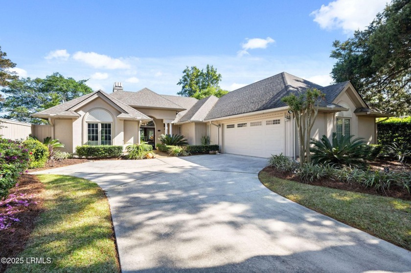 This is Hilton Head luxury at its finest! Recently renovated - Beach Home for sale in Hilton Head Island, South Carolina on Beachhouse.com