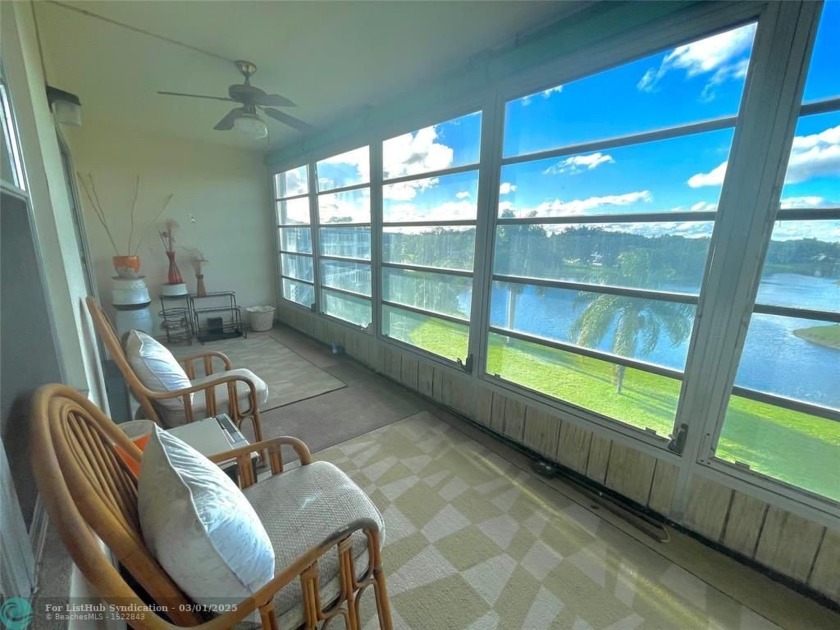 The BEST VIEW in the community! This 2 bedroom 1.5 bath has - Beach Condo for sale in Deerfield Beach, Florida on Beachhouse.com