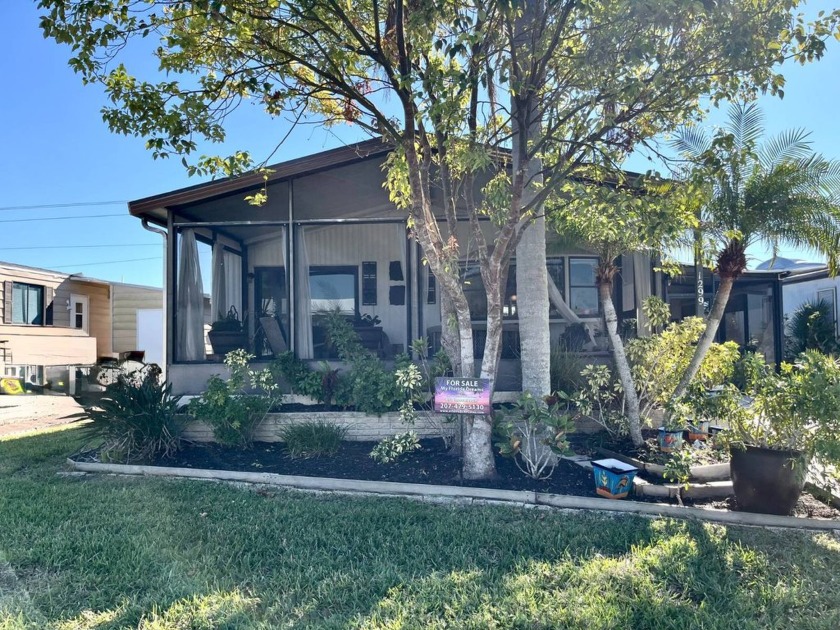 Picturesque Living in the 55+ Bay Indies Resort Community - Beach Home for sale in Venice, Florida on Beachhouse.com