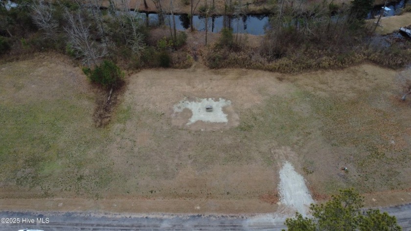WATERFRONT LOT! Ready to build your dream home? This stunning - Beach Lot for sale in Washington, North Carolina on Beachhouse.com