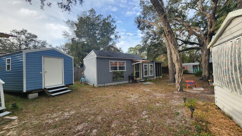 This property with .46 acres has so many possibilities, either - Beach Home for sale in Steinhatchee, Florida on Beachhouse.com
