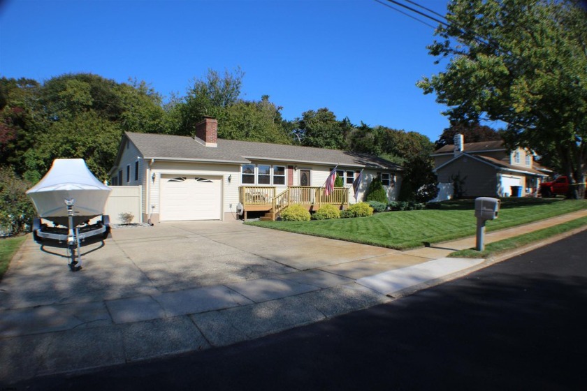 Charming Ranch in Sought-After Beesley's Point Village! - Beach Home for sale in Beesleys Point, New Jersey on Beachhouse.com