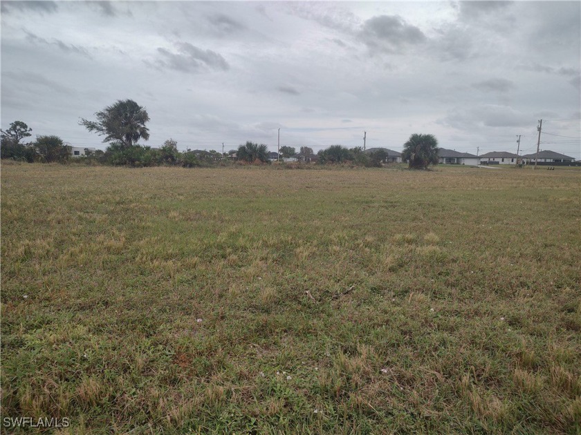 Oversized freshwater lot. Build your dream home! Near Pine - Beach Lot for sale in Cape Coral, Florida on Beachhouse.com