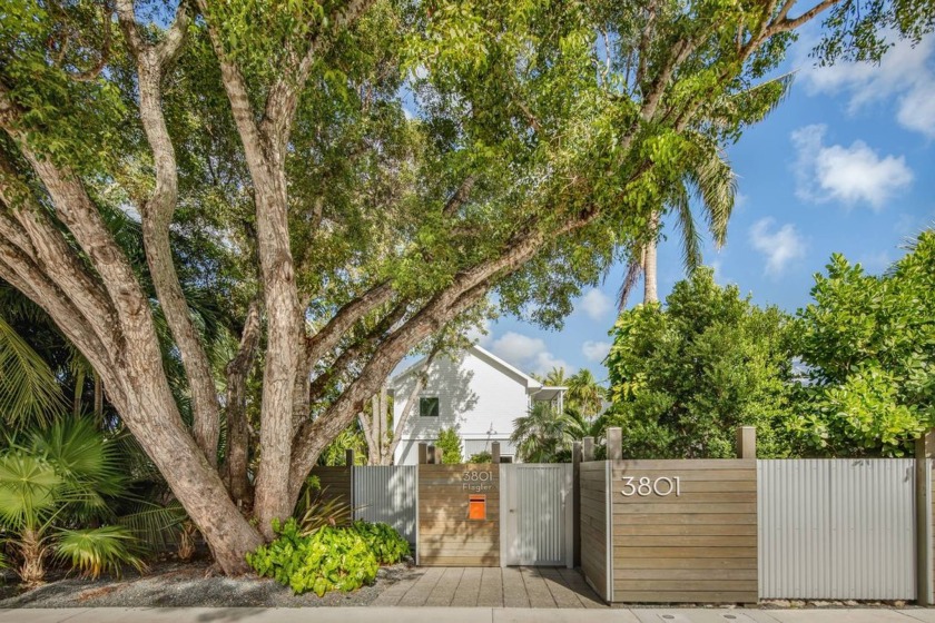 3801 Flagler offers bold and expressive spaces, making it a - Beach Home for sale in Key West, Florida on Beachhouse.com