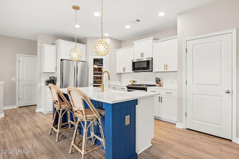 On a prime corner lot with a private fenced yard and a - Beach Home for sale in Bluffton, South Carolina on Beachhouse.com