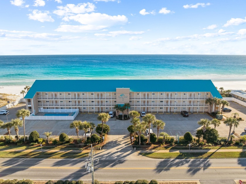 Welcome to Crystal Sands, a beautifully updated Gulf-front condo - Beach Condo for sale in Destin, Florida on Beachhouse.com