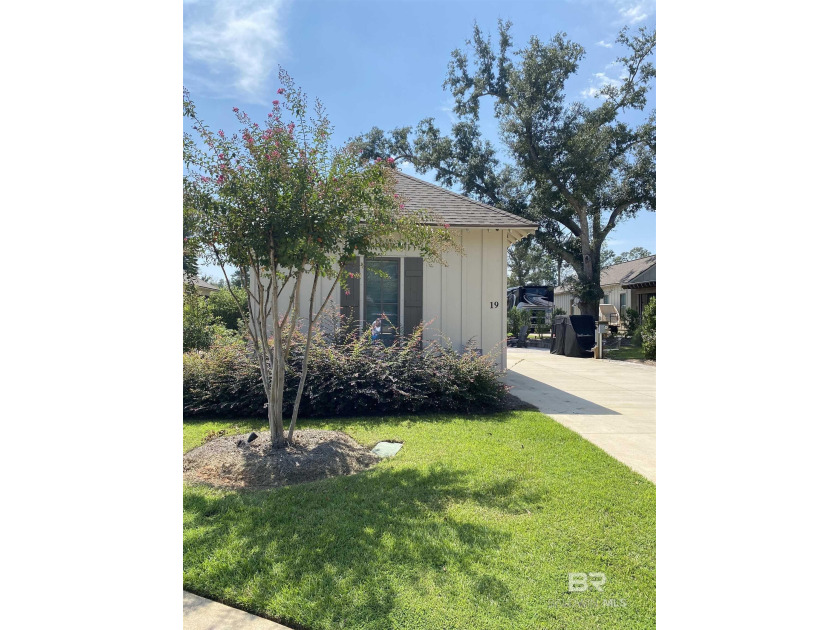 Beautiful Cottage on Lot 19 in Fairhope Motorcoach Resort!! - Beach Home for sale in Fairhope, Alabama on Beachhouse.com
