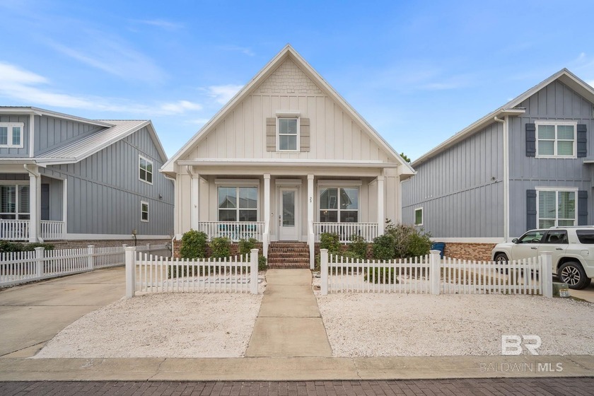 Welcome to Park's Edge in desirable Orange Beach, Alabama! This - Beach Home for sale in Orange Beach, Alabama on Beachhouse.com