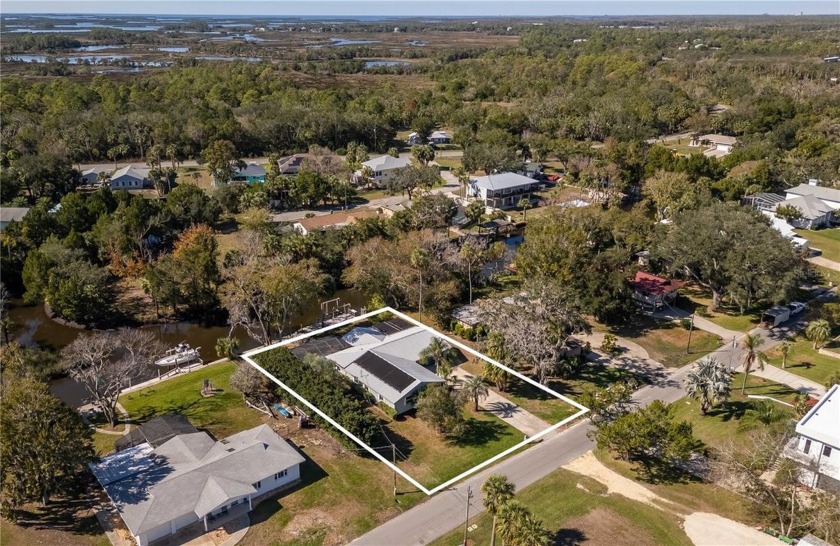 Experience Florida's vibrant Gulf Coast with this stunning - Beach Home for sale in Crystal River, Florida on Beachhouse.com