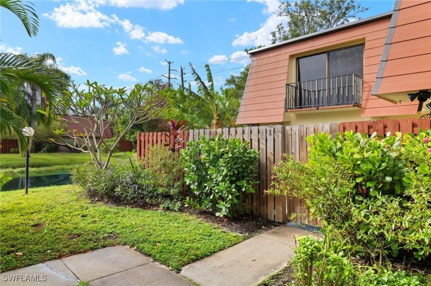 Location, Location, Location!  This Move-In ready Parkwoods - Beach Townhome/Townhouse for sale in Fort Myers, Florida on Beachhouse.com