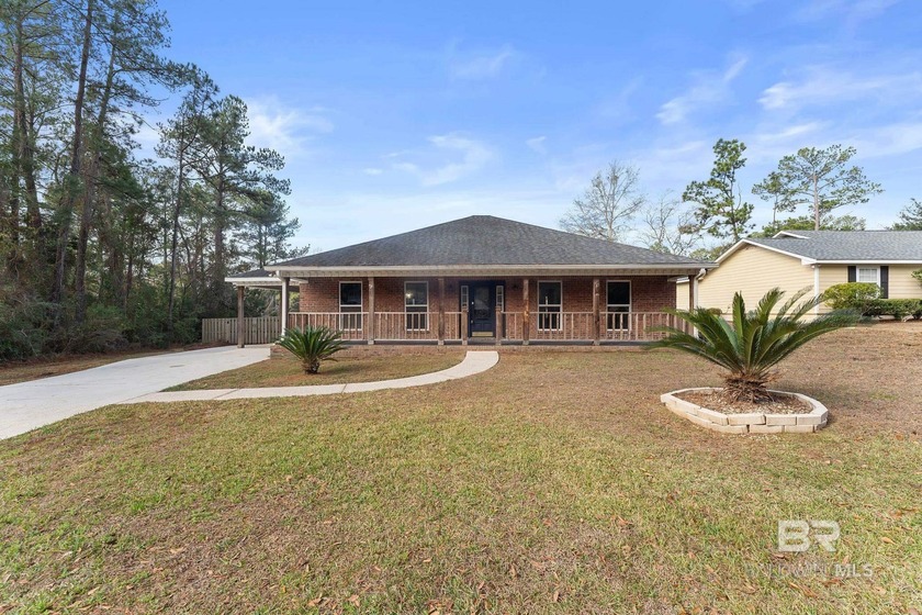 Welcome home to this 3 bedroom, 2 bath brick home with a bonus - Beach Home for sale in Daphne, Alabama on Beachhouse.com