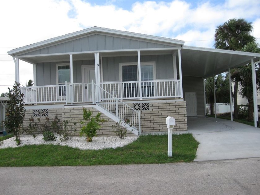Home For Sale in Nokomis - Beach Home for sale in Nokomis, Florida on Beachhouse.com