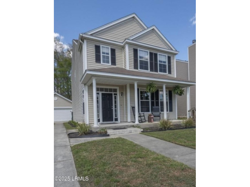 Very rare two-story home with 4 bedrooms, 2.5 baths, serene - Beach Home for sale in Okatie, South Carolina on Beachhouse.com