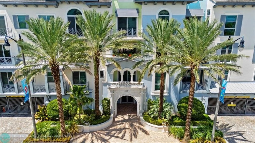 This Gorgeous Penthouse is Perfect for Those Seeking a Luxurious - Beach Condo for sale in Lauderdale By The Sea, Florida on Beachhouse.com