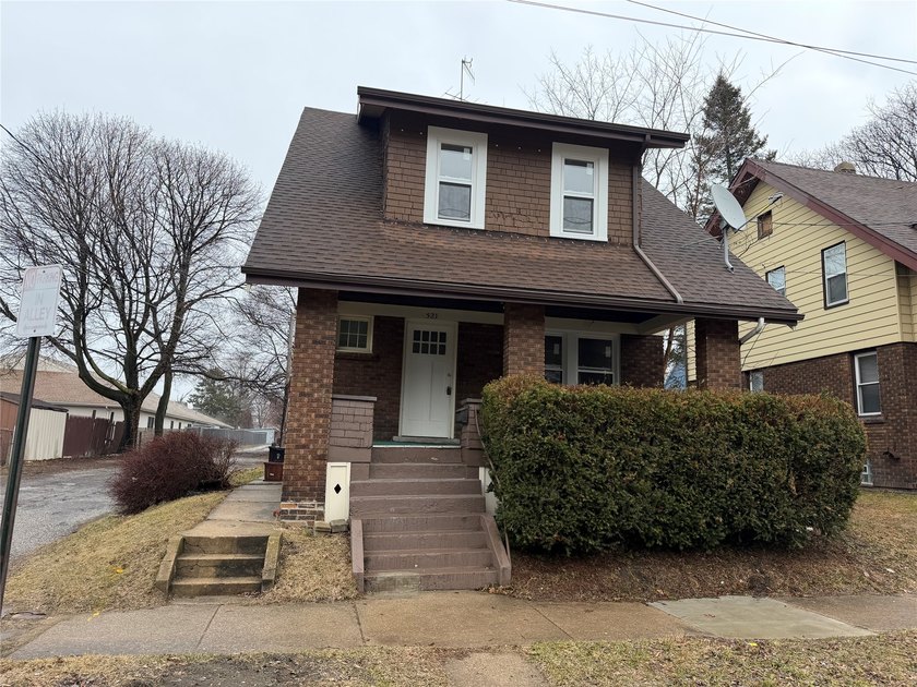 This well-maintained home has been extensively updated and is - Beach Home for sale in Erie, Pennsylvania on Beachhouse.com