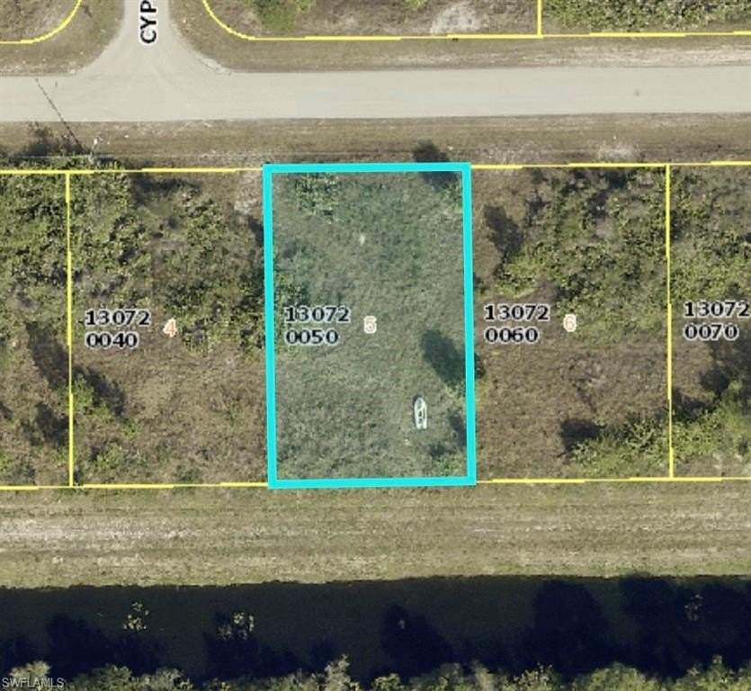 Three quarter acre parcels included in this sale making it a - Beach Lot for sale in Lehigh Acres, Florida on Beachhouse.com