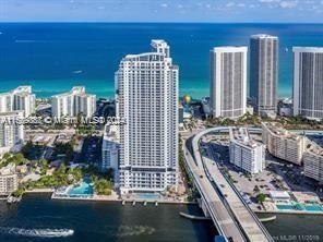 Best deal at Hyde! This beautiful unit has a nice view of the - Beach Condo for sale in Hallandale Beach, Florida on Beachhouse.com