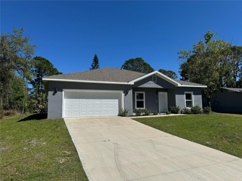 READY TO MOVE IN! $3000 TOWARD TO CLOSING COSTS. This elegant - Beach Home for sale in Palm Bay, Florida on Beachhouse.com