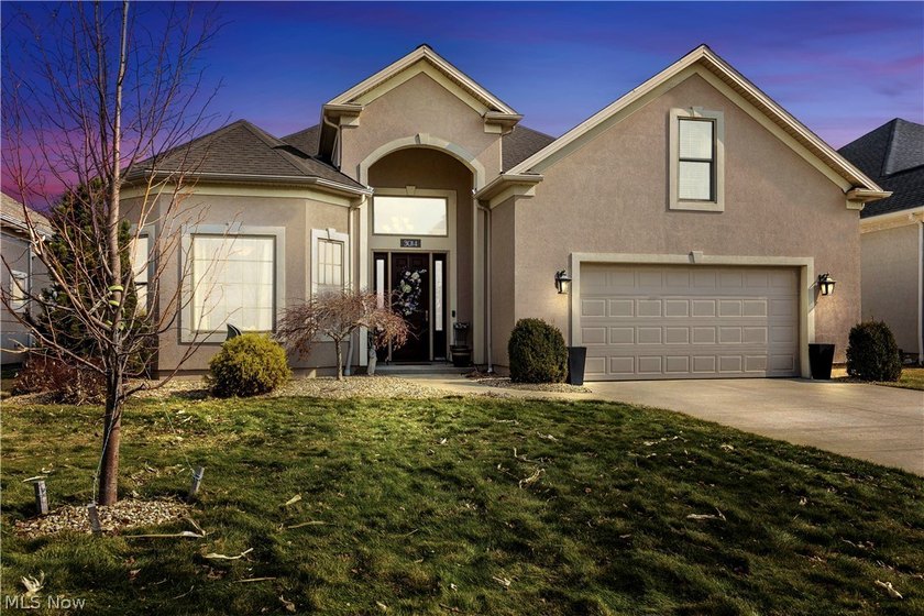 Exceptional luxury living in Angel's Pointe! This meticulously - Beach Home for sale in Sandusky, Ohio on Beachhouse.com