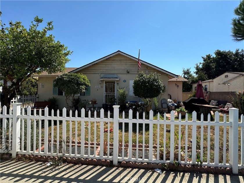 Major Price reduction on This South Bay Investment Opportunity - Beach Townhome/Townhouse for sale in Gardena, California on Beachhouse.com