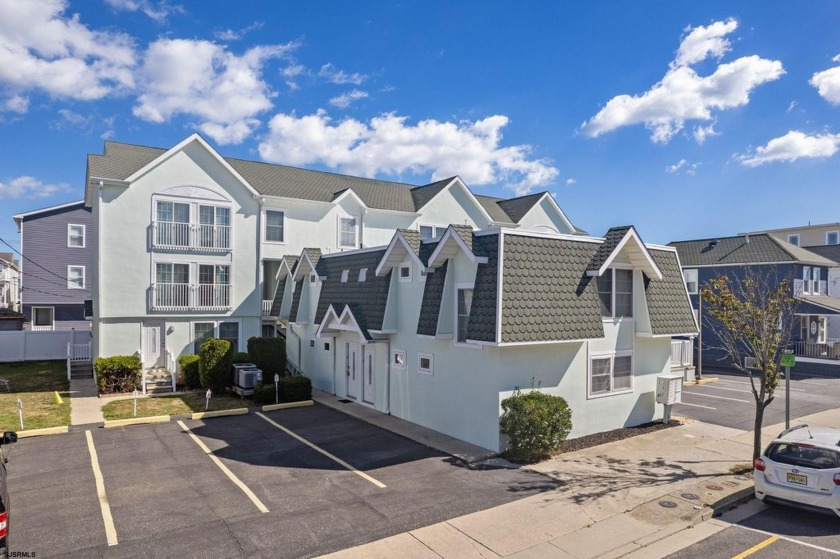 Welcome to 213 E Hand Ave, Unit 8, a charming 3-bedroom, 1 - Beach Home for sale in Wildwood, New Jersey on Beachhouse.com