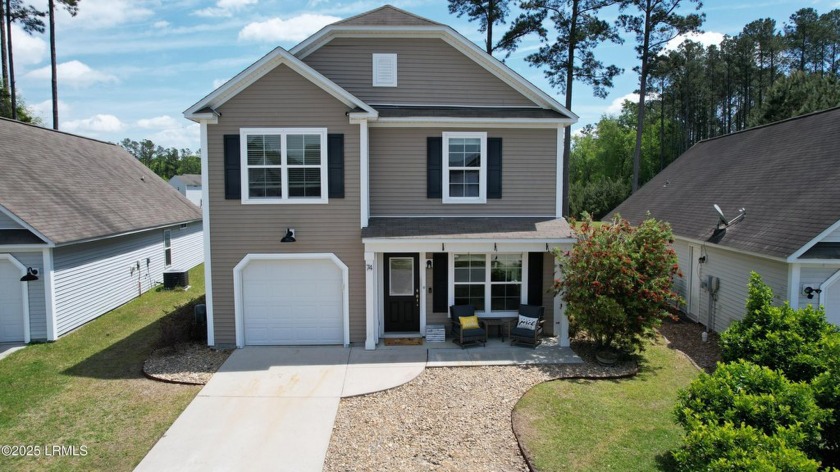 Welcome home to comfort and style in Southern Oaks! This - Beach Home for sale in Bluffton, South Carolina on Beachhouse.com