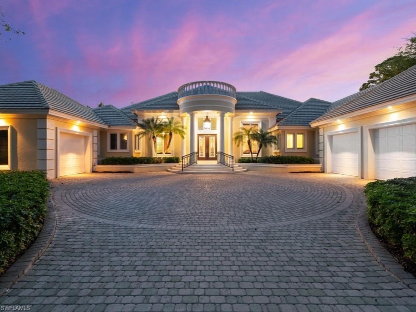 Discover the potential of this luxury home on an oversized - Beach Home for sale in Bonita Springs, Florida on Beachhouse.com