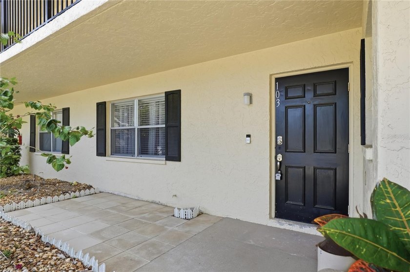One or more photo(s) has been virtually staged. Welcome to this - Beach Condo for sale in Sarasota, Florida on Beachhouse.com