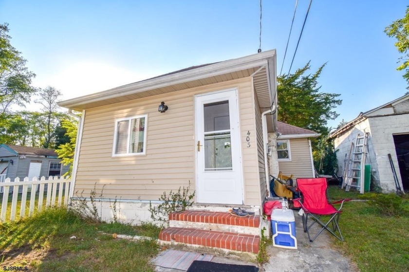 Welcome to 403 Chestnut! Charming 1 Bed 1 Bath Single Family - Beach Home for sale in Pleasantville, New Jersey on Beachhouse.com