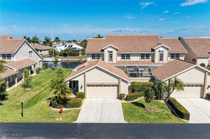 NO DAMAGE OR FLOODING FROM HURRICANE MILTON OR HELENE. This - Beach Townhome/Townhouse for sale in Punta Gorda, Florida on Beachhouse.com