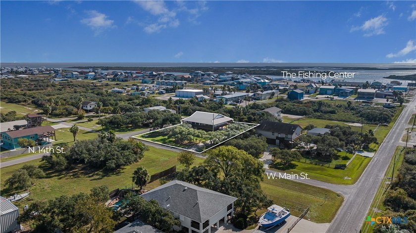 Beautifully situated home on half acre lot fully fenced with - Beach Home for sale in Port O Connor, Texas on Beachhouse.com