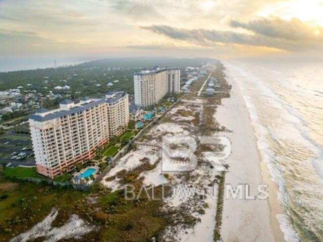 Beautifully decorated Gulf-front unit in the Doral Tower at The - Beach Condo for sale in Gulf Shores, Alabama on Beachhouse.com