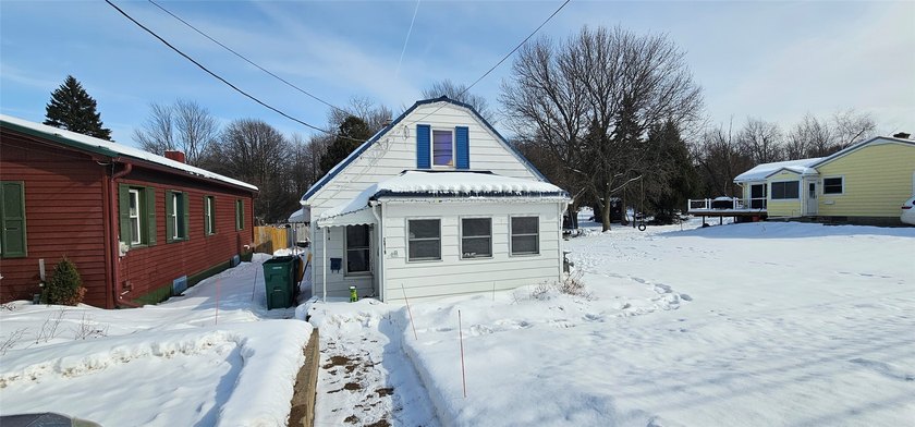 This investment property is generating income with a tenant - Beach Home for sale in Erie, Pennsylvania on Beachhouse.com