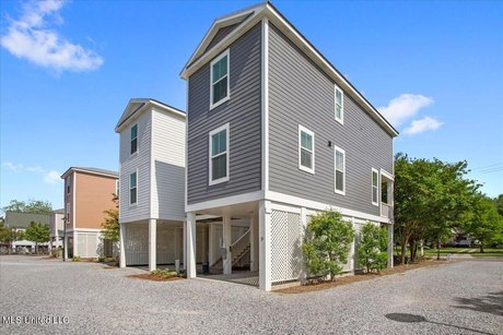 Welcome to 215 E. Second Street, Unit 5, a beautifully renovated - Beach Condo for sale in Pass Christian, Mississippi on Beachhouse.com