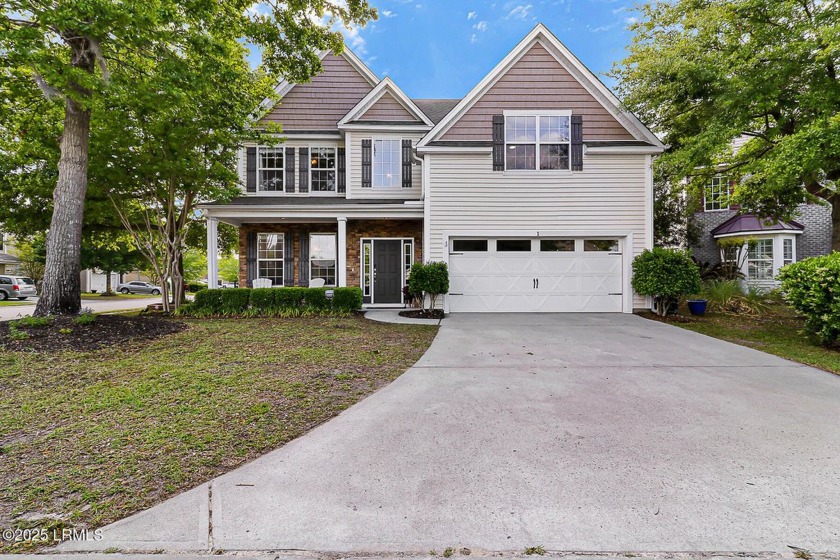 Tucked on a quiet street, this fantastic find is made for - Beach Home for sale in Bluffton, South Carolina on Beachhouse.com
