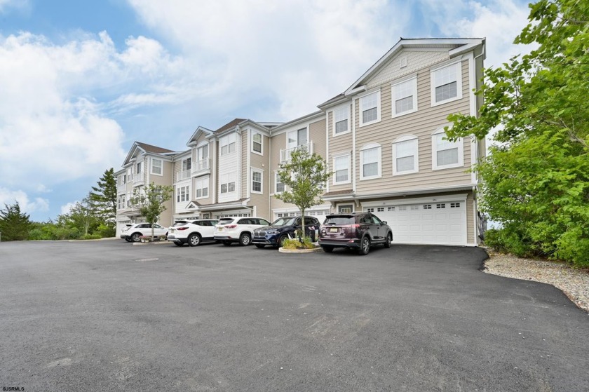 Rarely Found: FIRST FLOOR BEDROOM, LIVING RM, EAT IN KITCHEN AND - Beach Condo for sale in Somers Point, New Jersey on Beachhouse.com