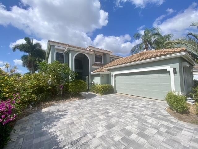 This spacious 2 story home is a rare find! Nestled in a quiet - Beach Home for sale in Boynton Beach, Florida on Beachhouse.com
