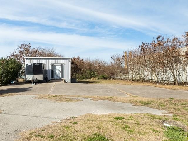 Great opportunity to own office/retail on Broadway Street.  Has - Beach Commercial for sale in Galveston, Texas on Beachhouse.com