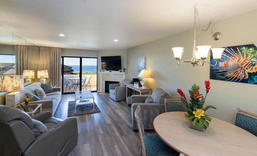 This bright and spacious ocean-view condominium, located on the - Beach Condo for sale in Aptos, California on Beachhouse.com