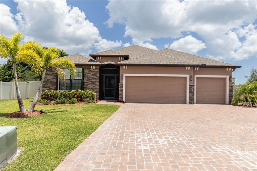 Looking for serenity on a beautiful cul-de-sac? Live life to the - Beach Home for sale in Vero Beach, Florida on Beachhouse.com