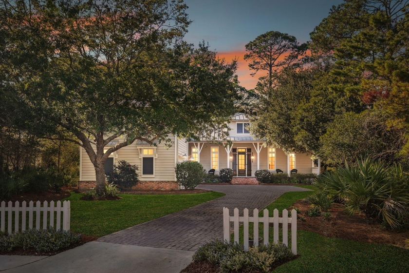 Just a short walk to the beach! This stunning custom-built home - Beach Home for sale in Santa Rosa Beach, Florida on Beachhouse.com
